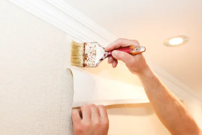 Pose de papier peint à Cressy-sur-Somme — revêtements muraux et toiles de verre